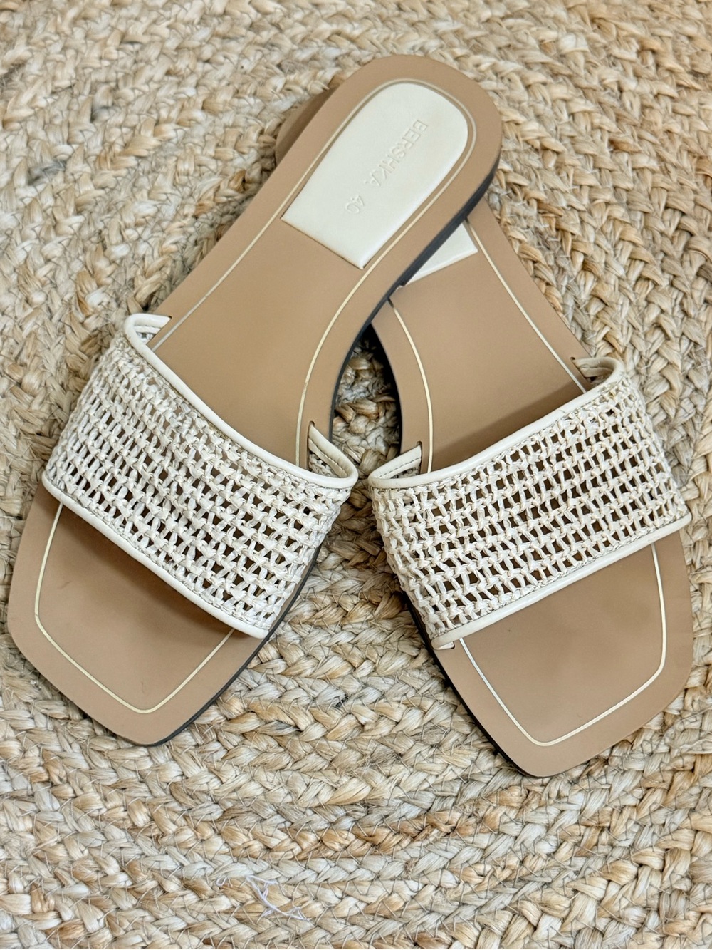 Bershka‎ Cream Woven Slide Sandals